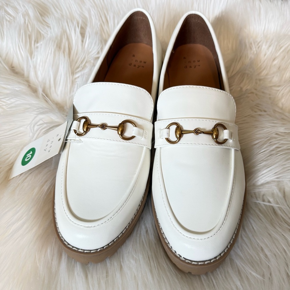 NWT White/Cream Loafers - a new day